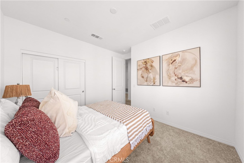 120 Sawbuck, Irvine CA 92618 - photo 37