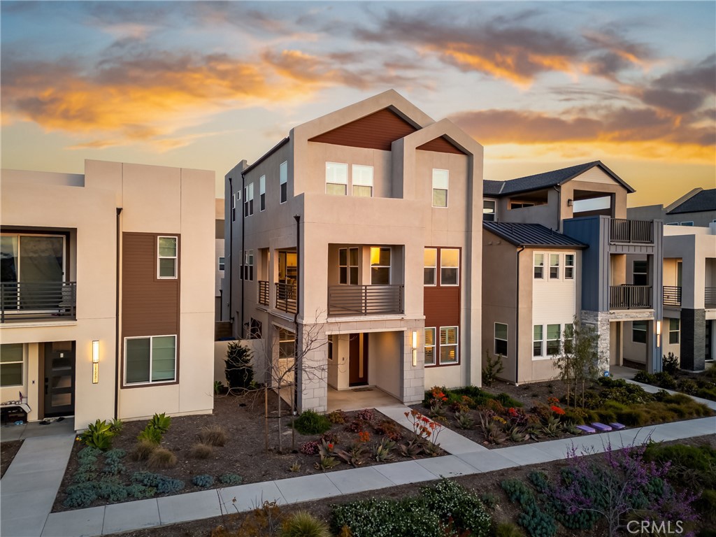 121 Biome, Irvine CA 92618 - photo 1
