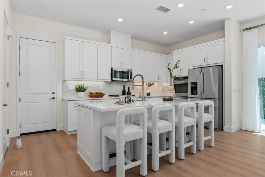 121 Bosal, Irvine CA 92618 - photo 10