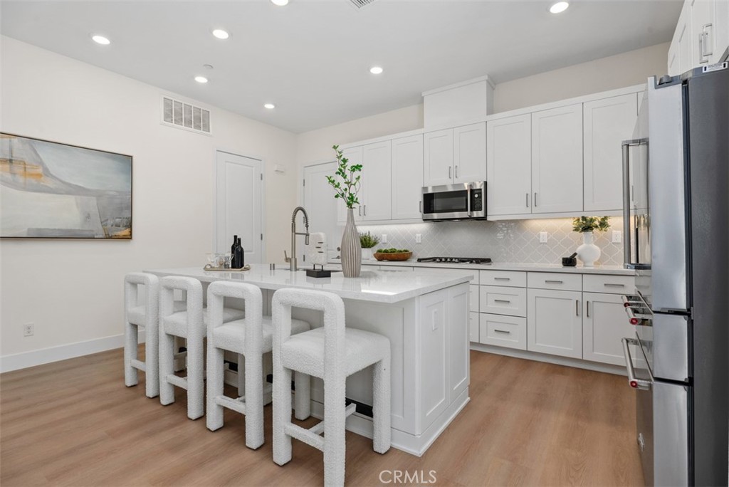 121 Bosal, Irvine CA 92618 - photo 11