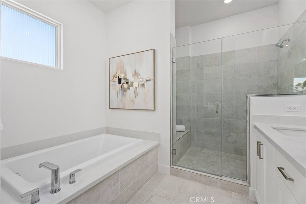 121 Bosal, Irvine CA 92618 - photo 20