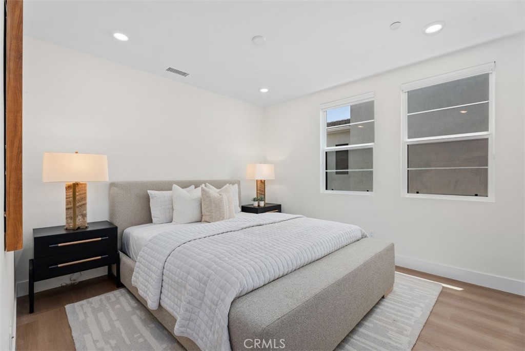 121 Bosal, Irvine CA 92618 - photo 21