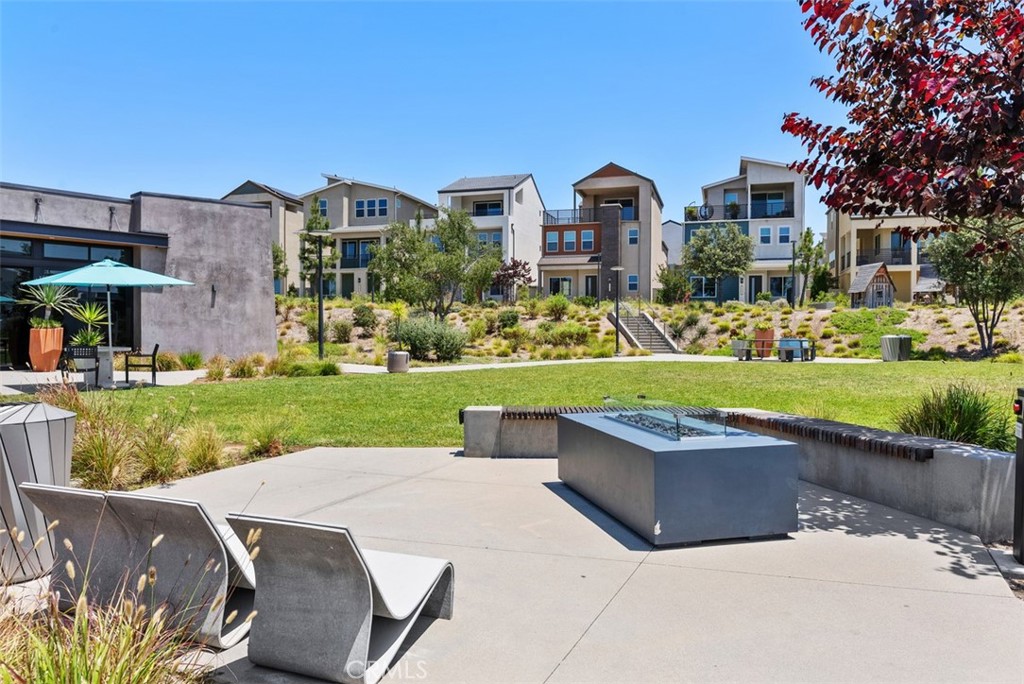 121 Bosal, Irvine CA 92618 - photo 36