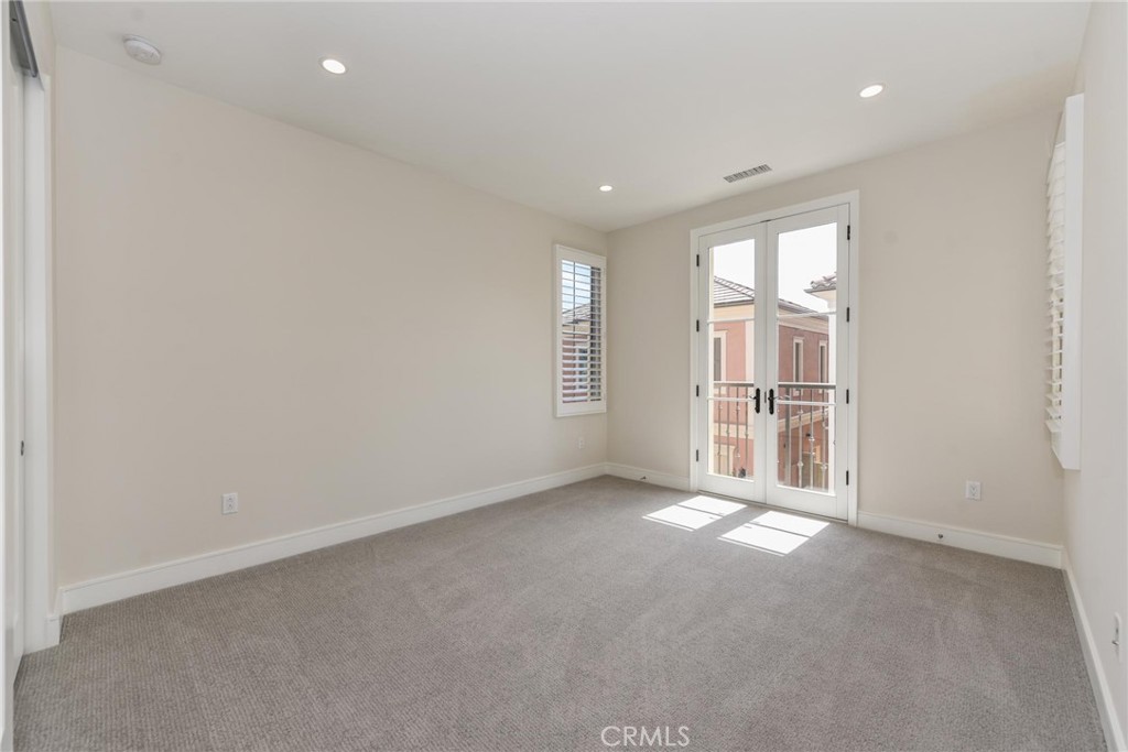 121 Linda Vista, Irvine CA 92618 - photo 25