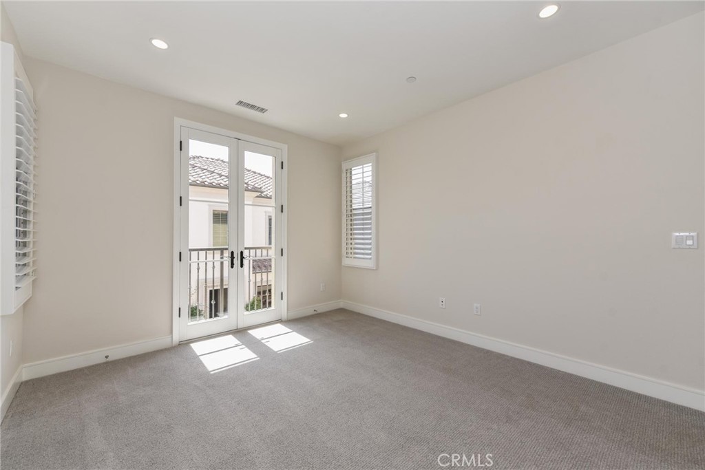 121 Linda Vista, Irvine CA 92618 - photo 26