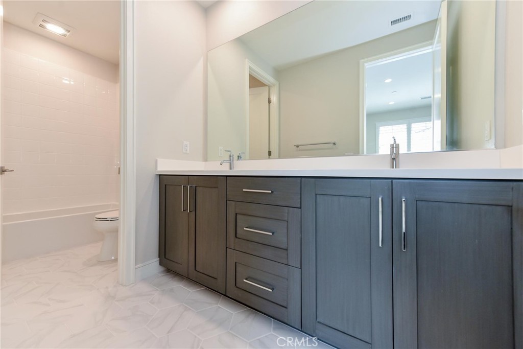121 Linda Vista, Irvine CA 92618 - photo 30