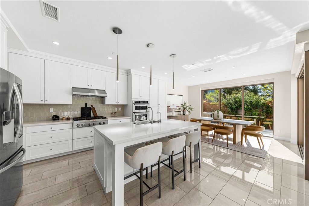 121 Oceano, Irvine CA 92602 - photo 7