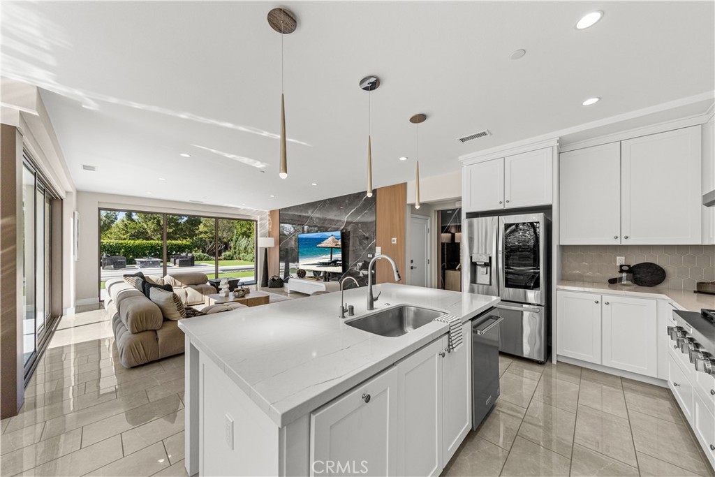 121 Oceano, Irvine CA 92602 - photo 10