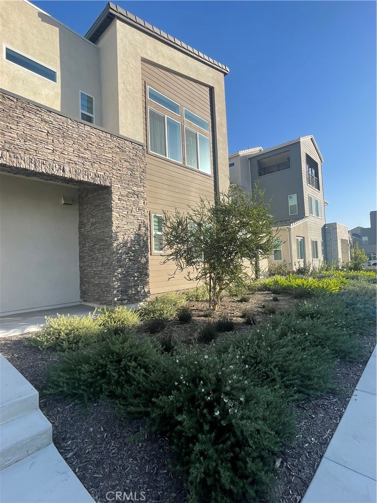 121 Proctor, Irvine CA 92618 - photo 1