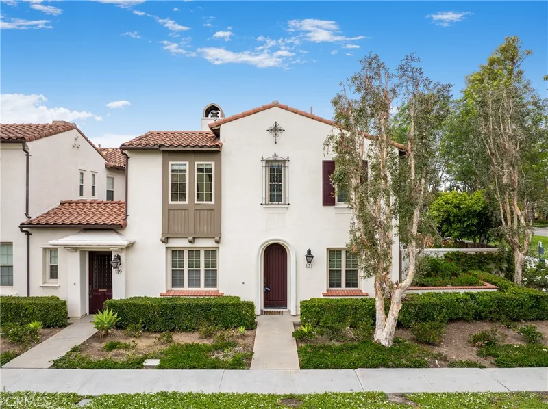 121 Spanish Lace, Irvine, CA 92620