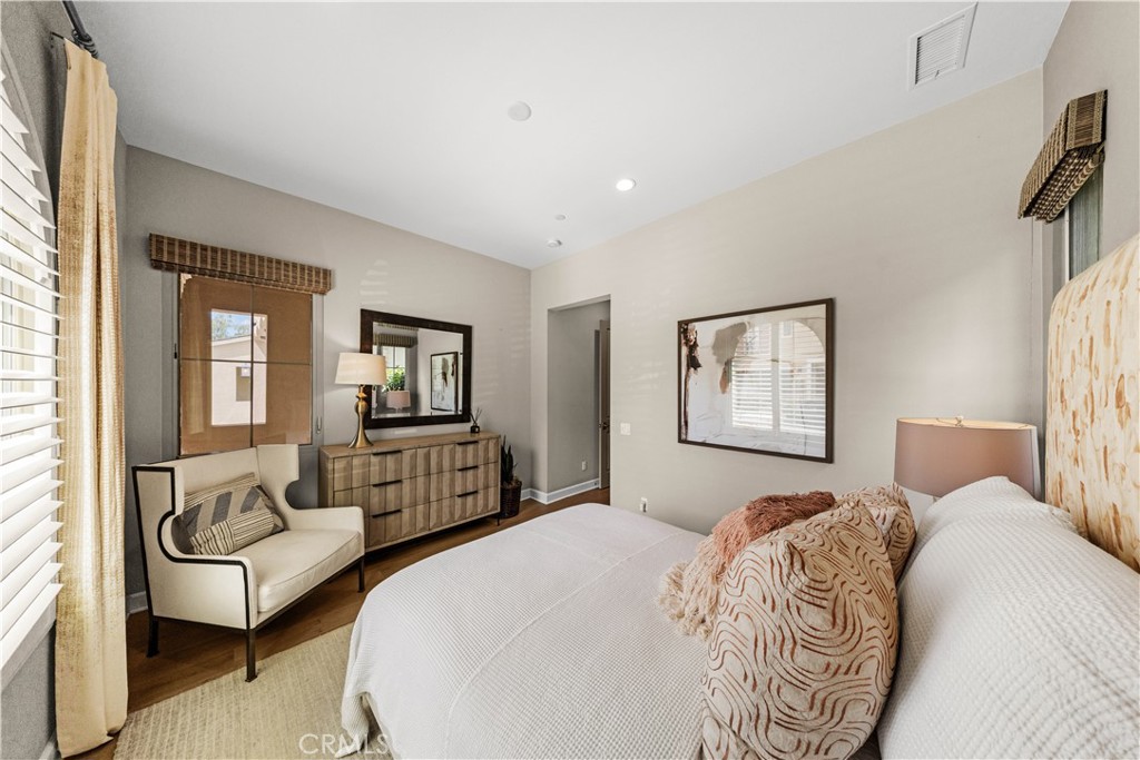121 Whisper Rock, Irvine CA 92602 - photo 19