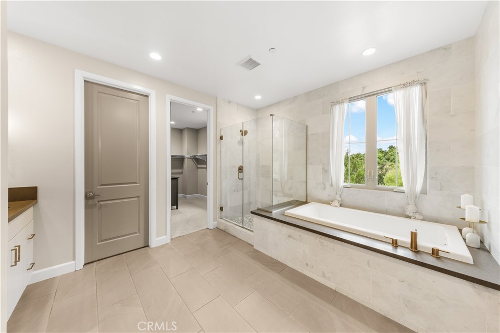 121 Whisper Rock, Irvine CA 92602 - photo 29