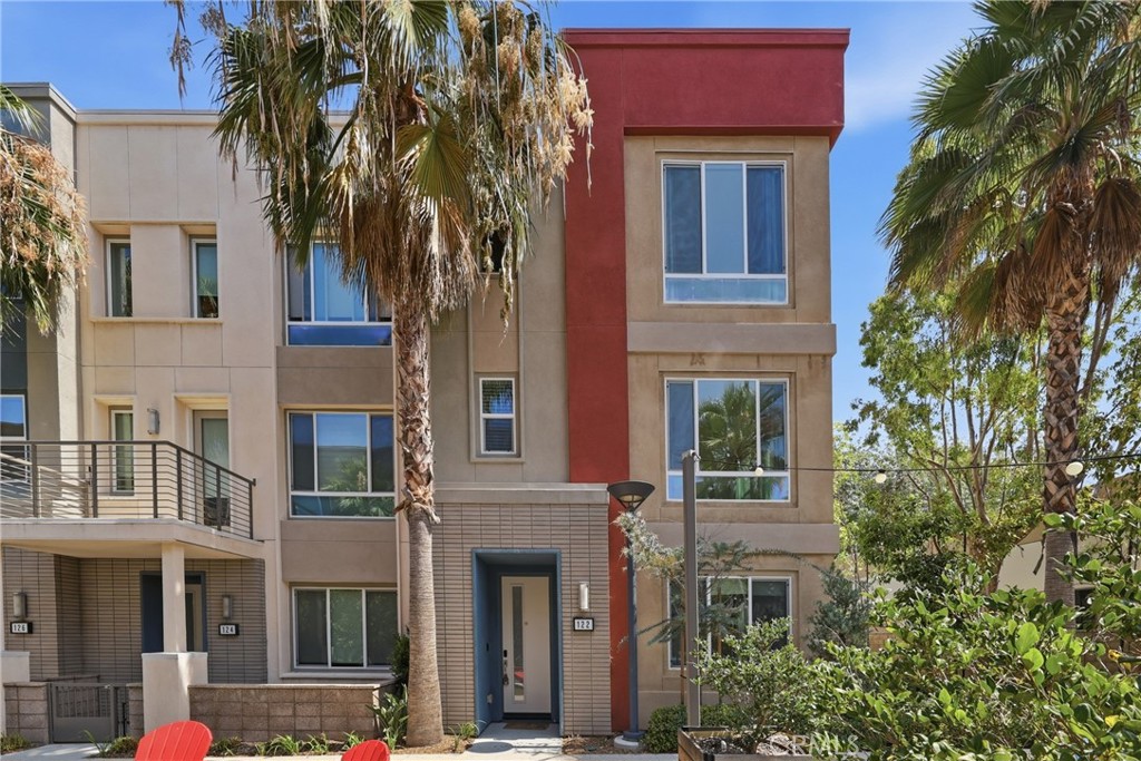 122 Citysquare, Irvine CA 92614 - photo 1