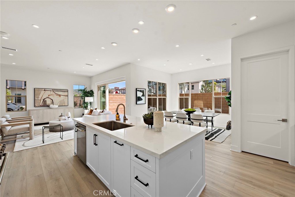122 Eversedge, Irvine CA 92618 - photo 8