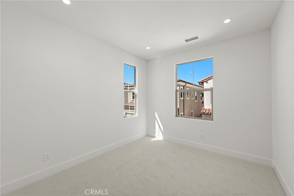 122 Eversedge, Irvine CA 92618 - photo 17
