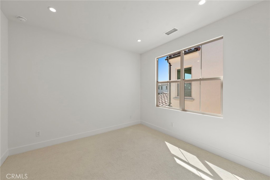 122 Eversedge, Irvine CA 92618 - photo 18