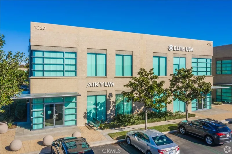 1220 Roosevelt Avenue, Irvine, CA 92620