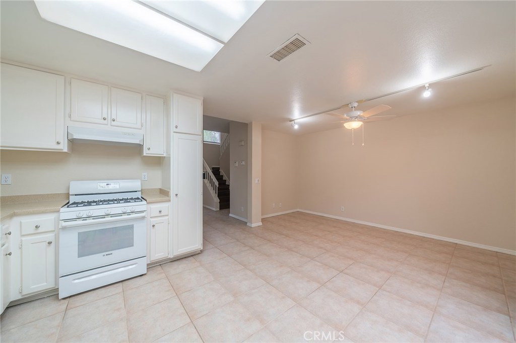 123 Goldenrod 74, Irvine CA 92614 - photo 7