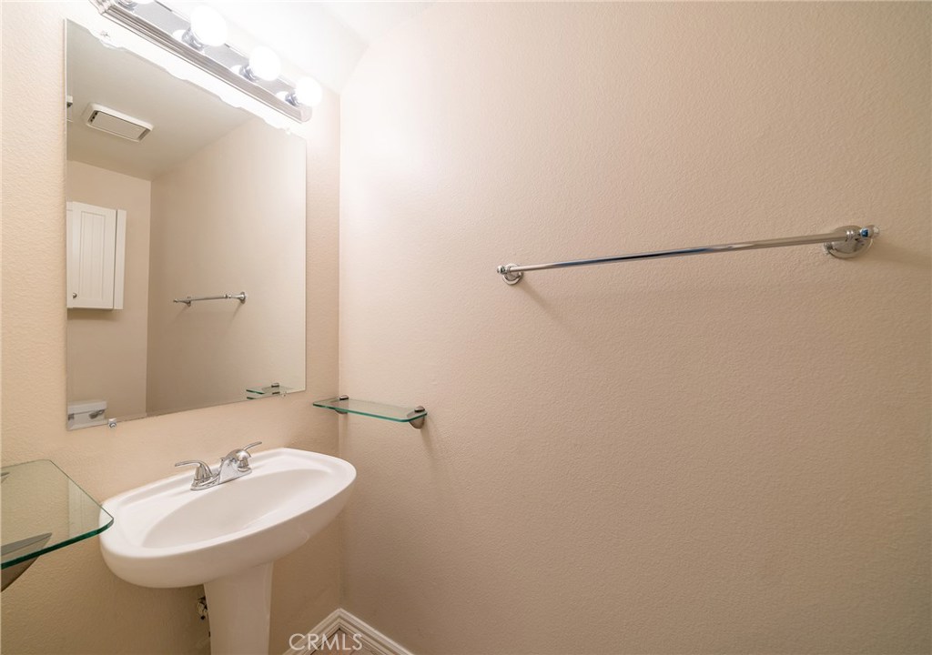 123 Goldenrod 74, Irvine CA 92614 - photo 10