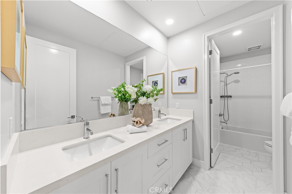 123 Lomita, Irvine CA 92618 - photo 21