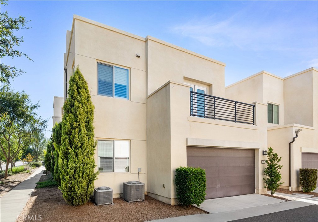 123 stellar, Irvine CA 92618 - photo 2