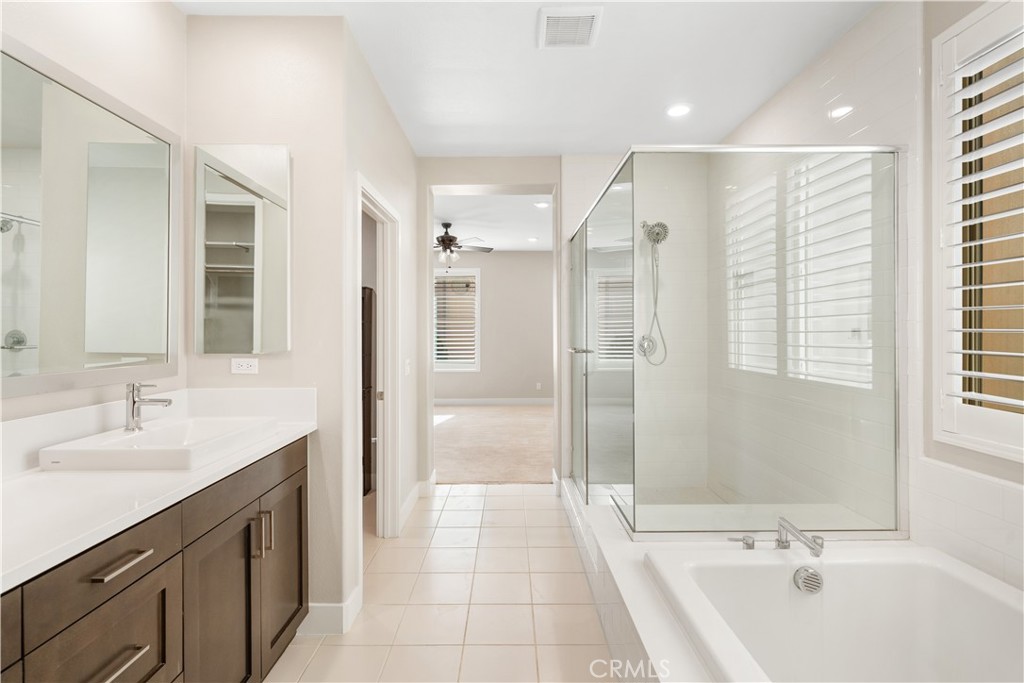 123 stellar, Irvine CA 92618 - photo 28