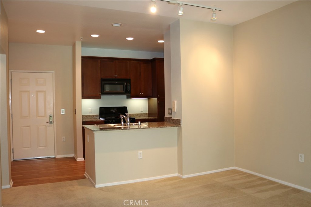 1231 SCHOLARSHIP, Irvine CA 92612 - photo 7