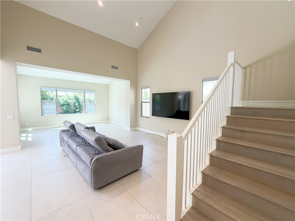 124 Albero, Irvine CA 92602 - photo 6