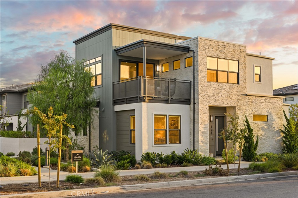 124 Chant, Irvine CA 92618 - photo 2