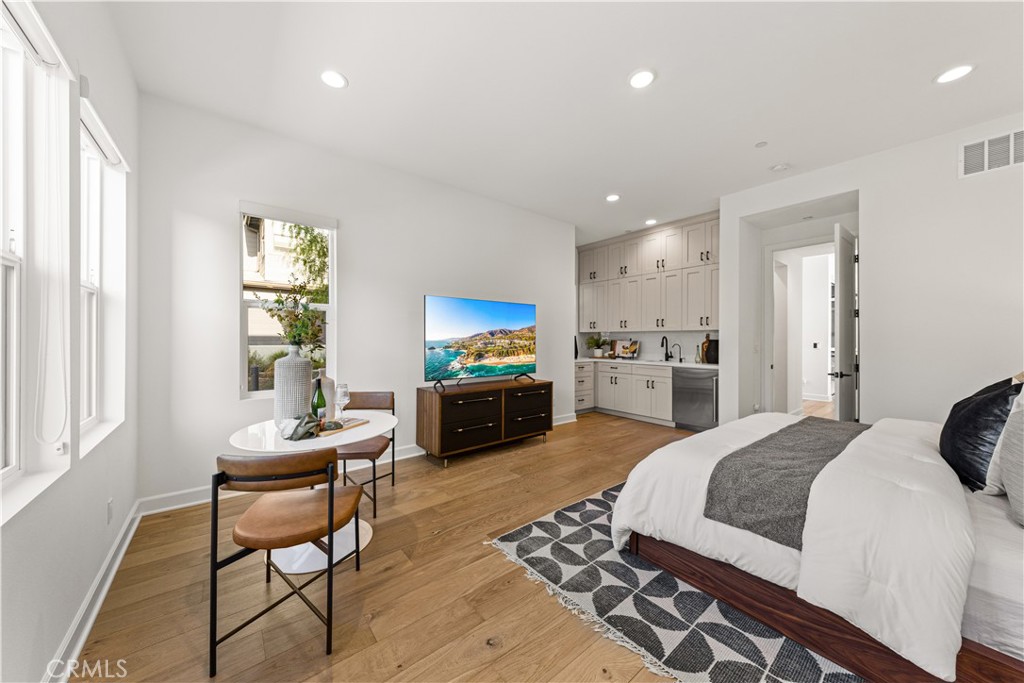 124 Chant, Irvine CA 92618 - photo 34