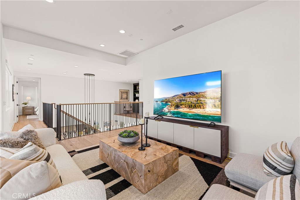 124 Chant, Irvine CA 92618 - photo 42