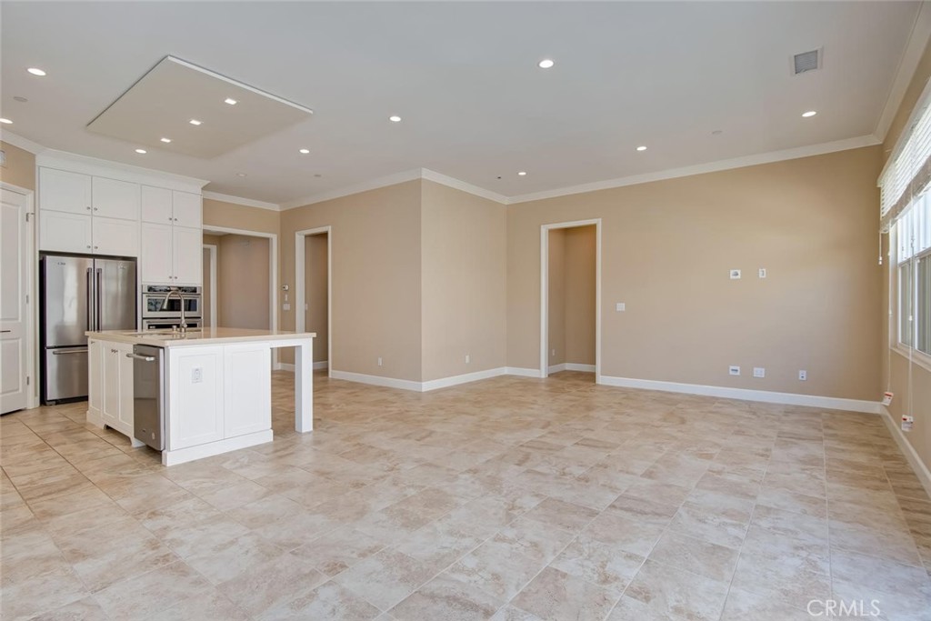 124 Charcoal, Irvine CA 92620 - photo 6