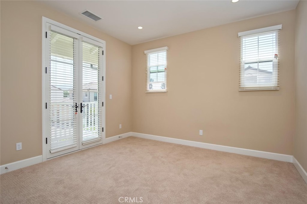 124 Charcoal, Irvine CA 92620 - photo 17