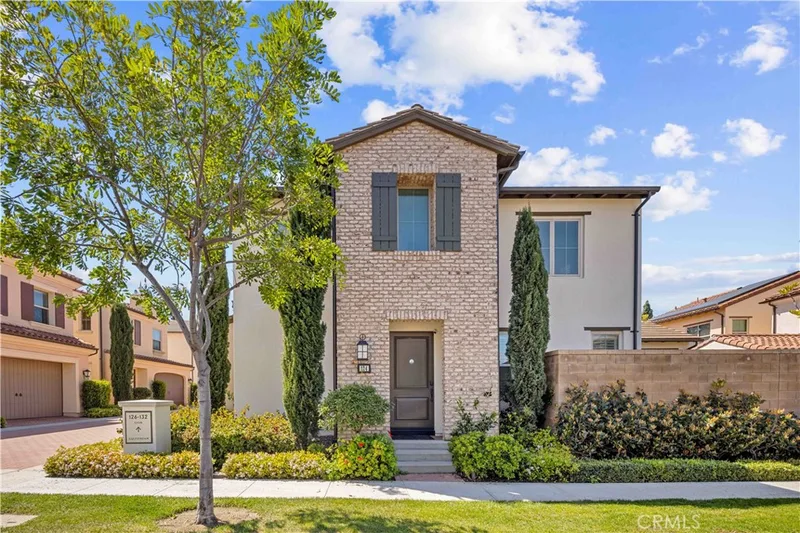 124 Gulfstream, Irvine