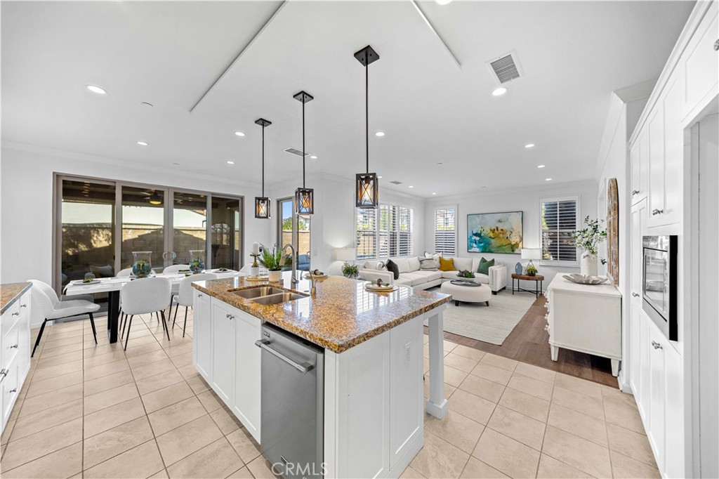 124 Gulfstream, Irvine CA 92620 - photo 5