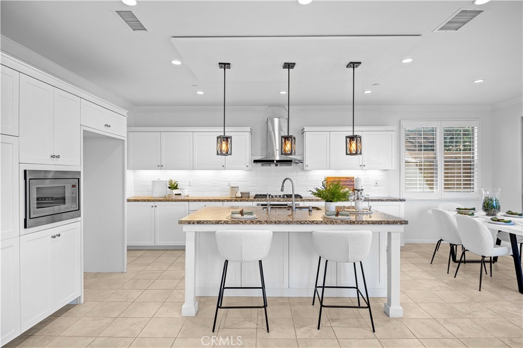 124 Gulfstream, Irvine CA 92620 - photo 6