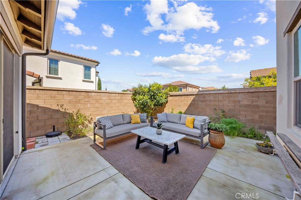 124 Gulfstream, Irvine CA 92620 - photo 16