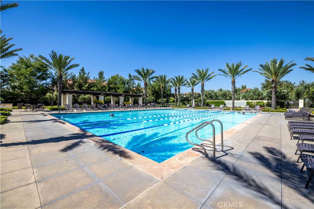 124 Gulfstream, Irvine CA 92620 - photo 18