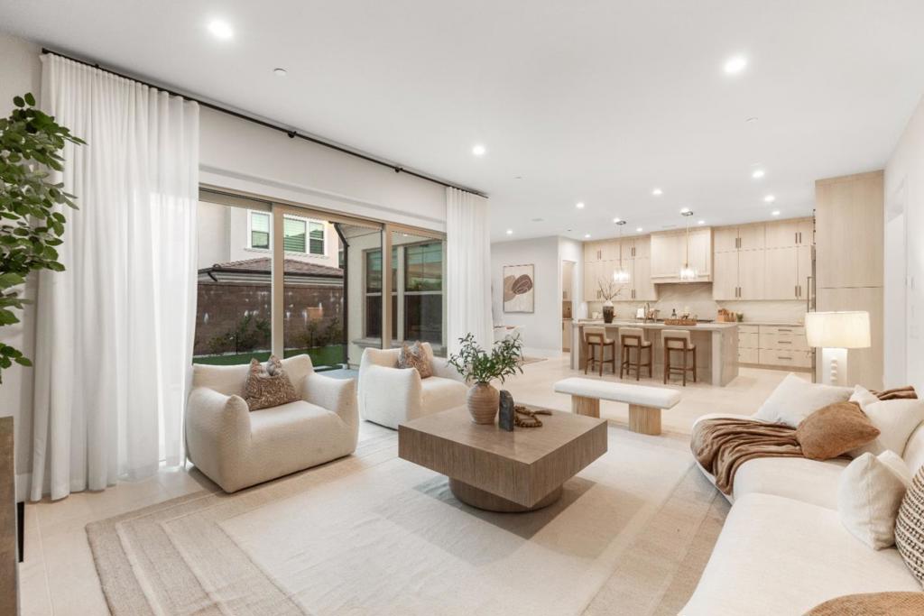 124 Oakstone, Irvine CA 92618 - photo 14