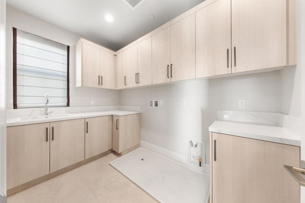 124 Oakstone, Irvine CA 92618 - photo 42