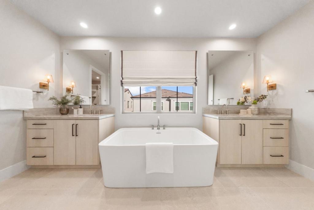 124 Oakstone, Irvine CA 92618 - photo 50