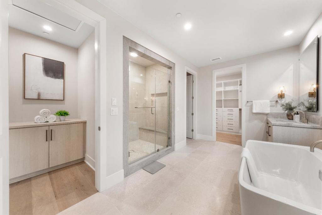 124 Oakstone, Irvine CA 92618 - photo 59