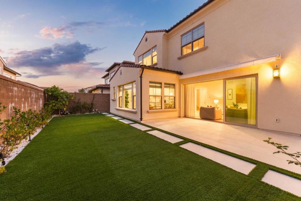 124 Oakstone, Irvine CA 92618 - photo 63