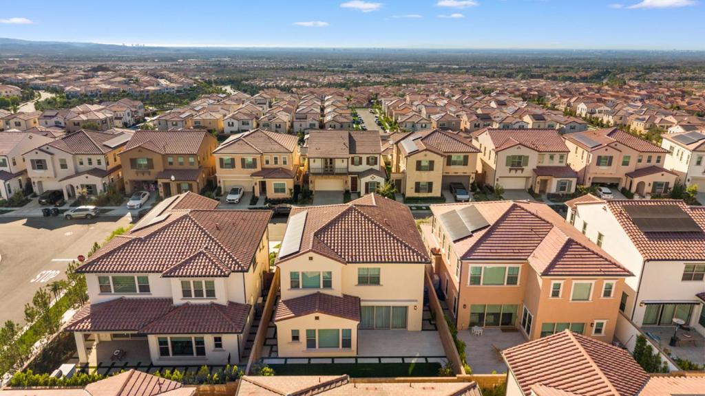124 Oakstone, Irvine CA 92618 - photo 70