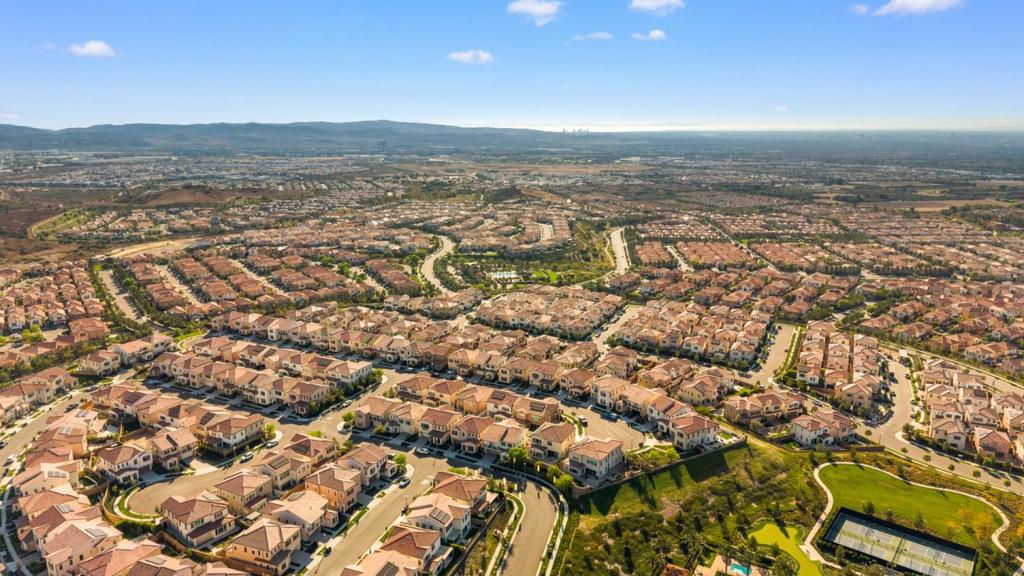 124 Oakstone, Irvine CA 92618 - photo 72