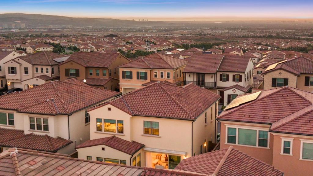 124 Oakstone, Irvine CA 92618 - photo 87
