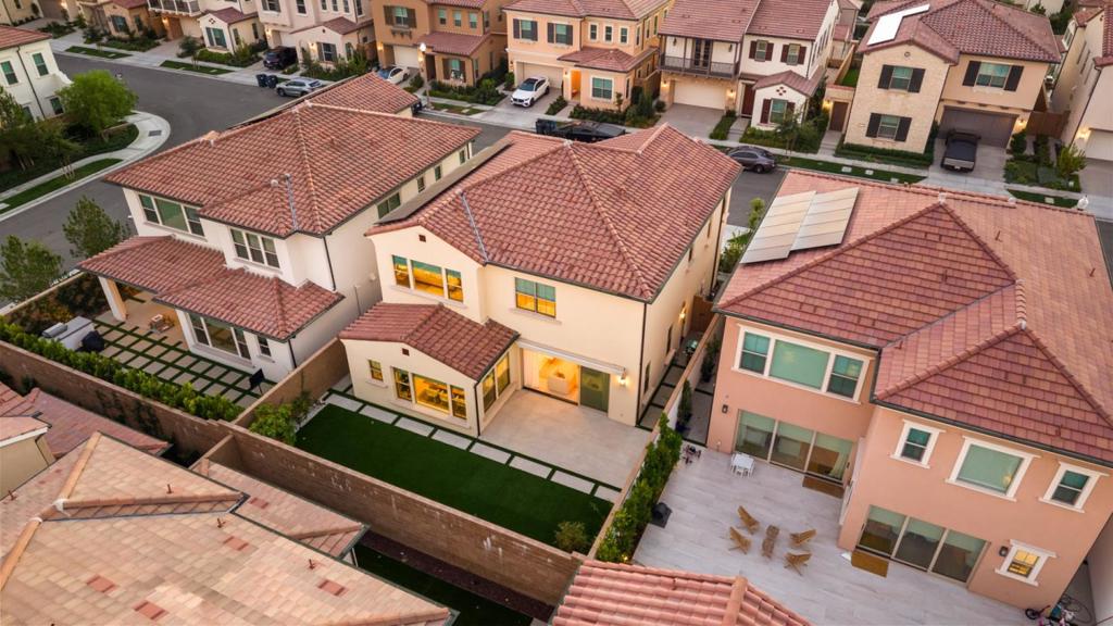 124 Oakstone, Irvine CA 92618 - photo 88