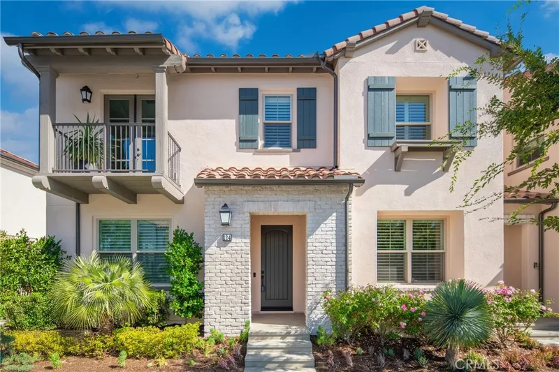 124 Sunnyside, Irvine