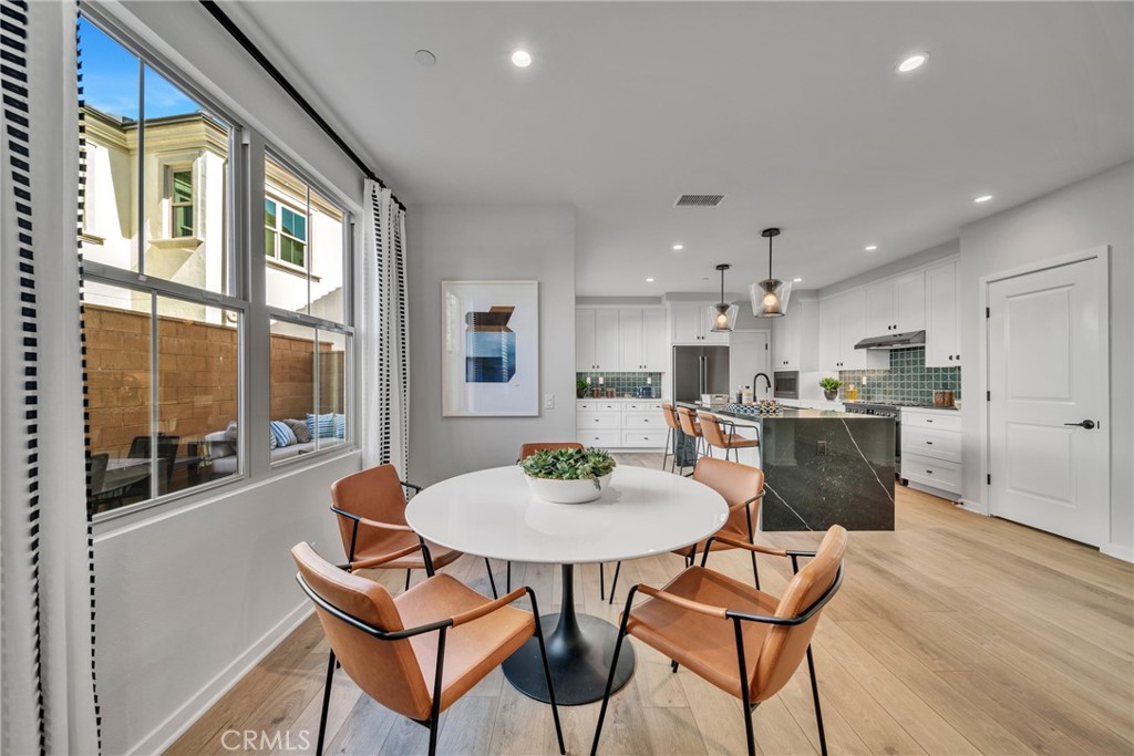 124 Sunnyside, Irvine CA 92618 - photo 6