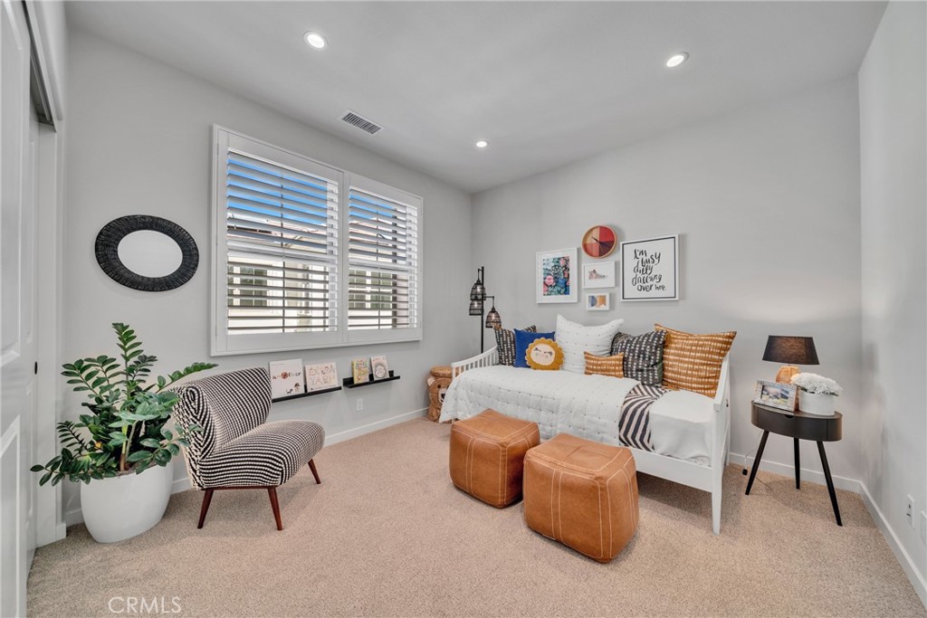 124 Sunnyside, Irvine CA 92618 - photo 20